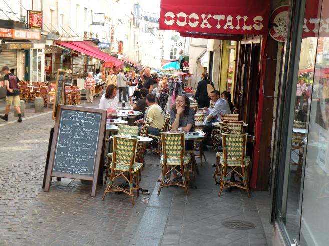  terrasse de café, rue Mouffetard